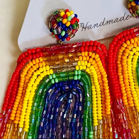 🌺🎉HP🎉🌺 NWT Deepa Gurnani Rainbow Fringe Chandeliers - Picture 10 of 16